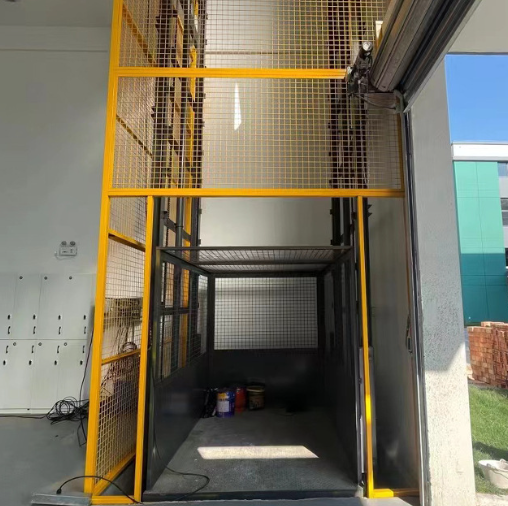 合肥导轨式升降机助力物流园破解运输难题