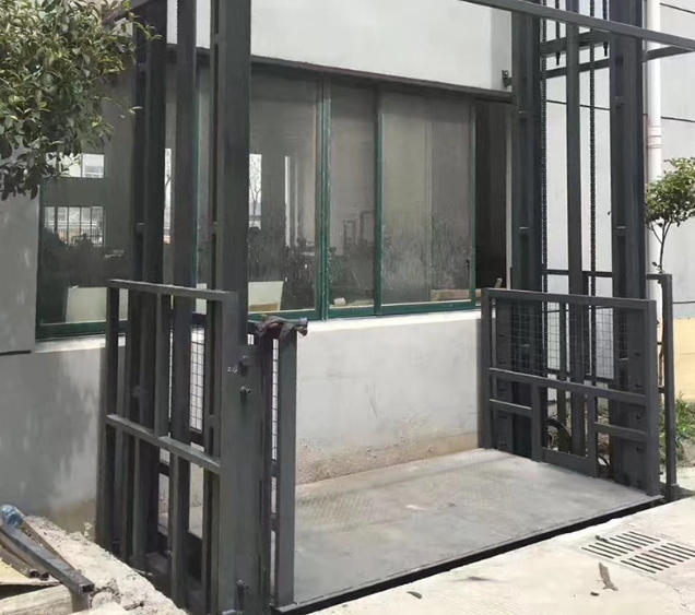 合肥导轨式施工升降机助力民生工程提速增效